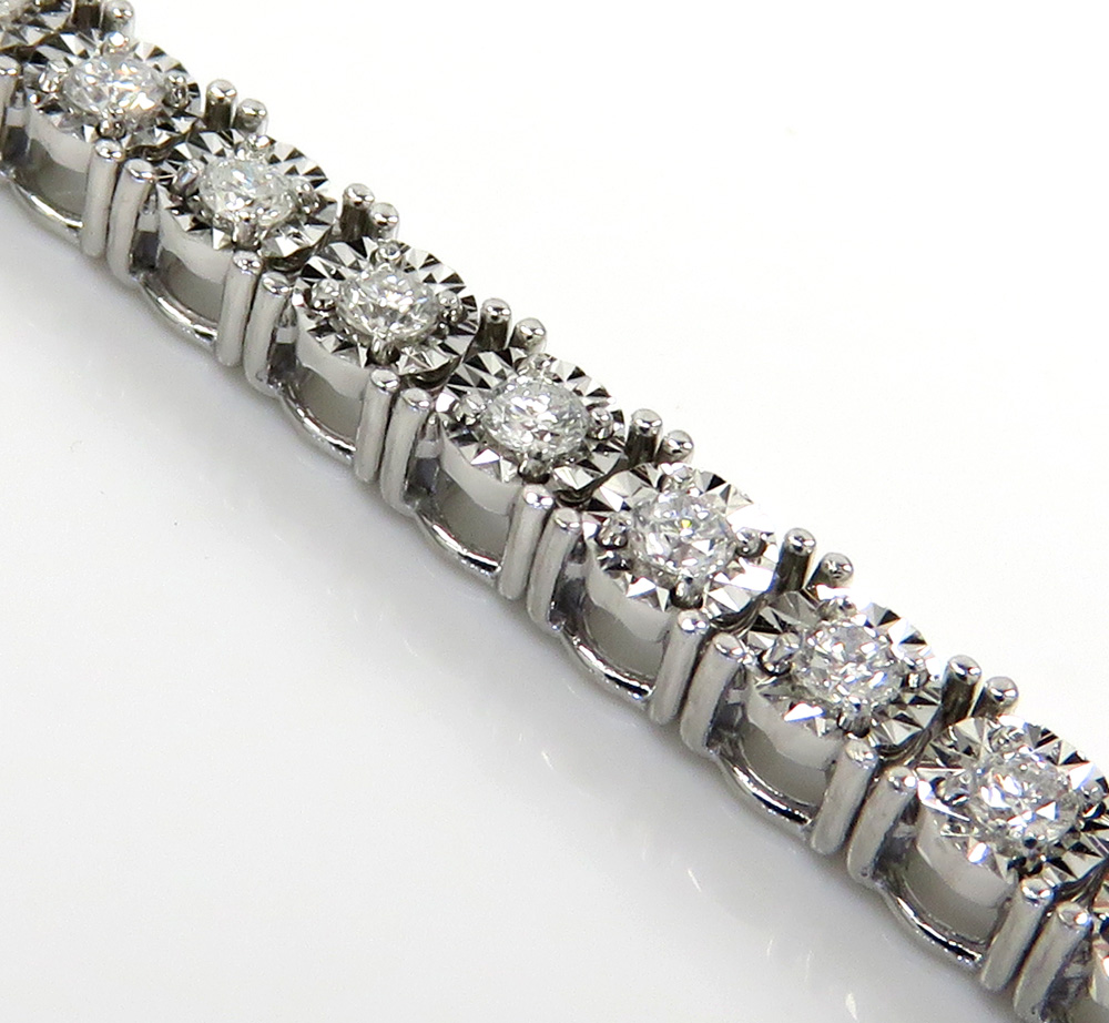 Baguette Flower Bracelet 14K White Gold