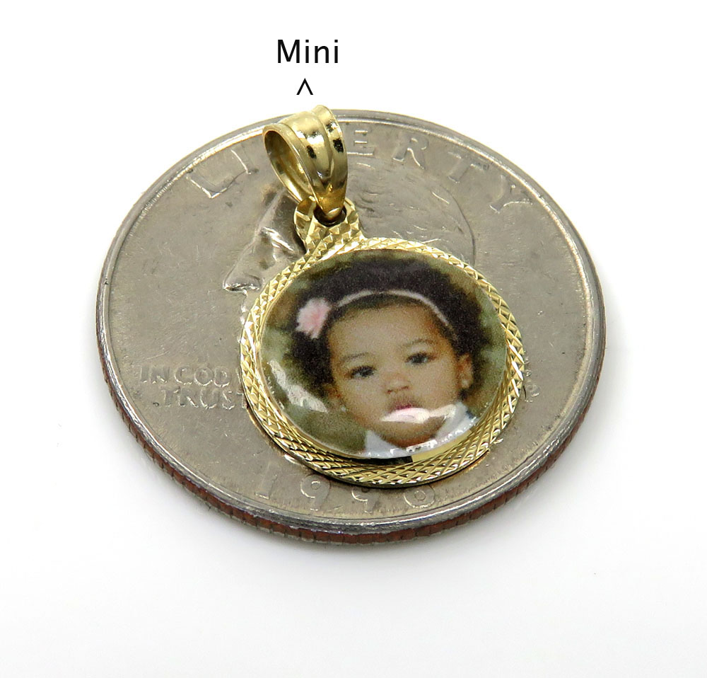 14k yellow gold mini-medium picture pendant 
