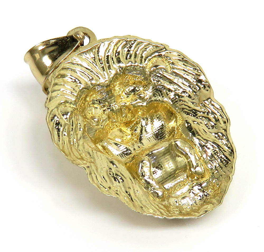 14k yellow gold small 3d lion head pendant