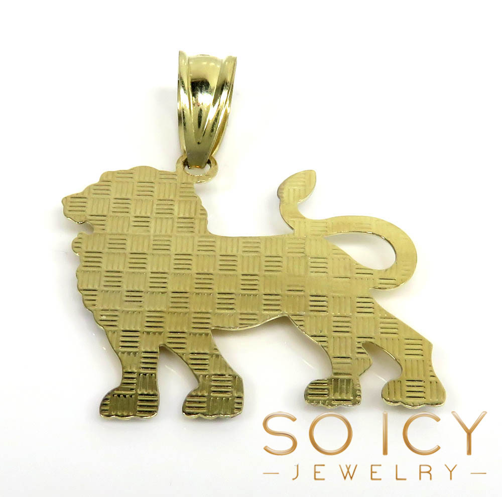 10k two tone small closed back lion pendant 