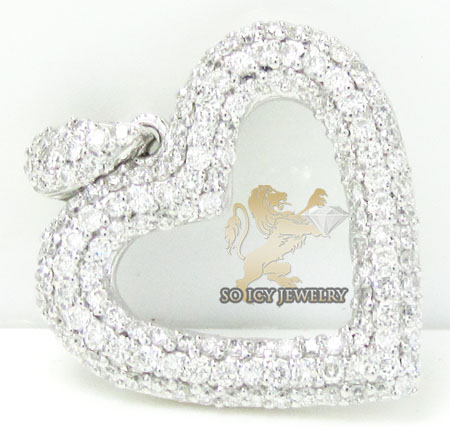 Ladies 18k white gold diamond heart pendant 0.60ct