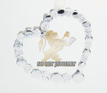 Ladies 14k white gold diamond heart pendant 0.45ct