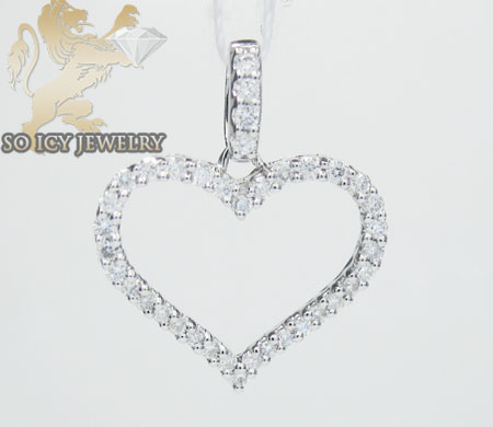 Ladies 18k white gold diamond heart pendant 0.37ct