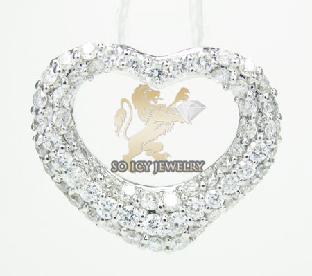 Ladies 18k white gold diamond heart pendant 0.67ct