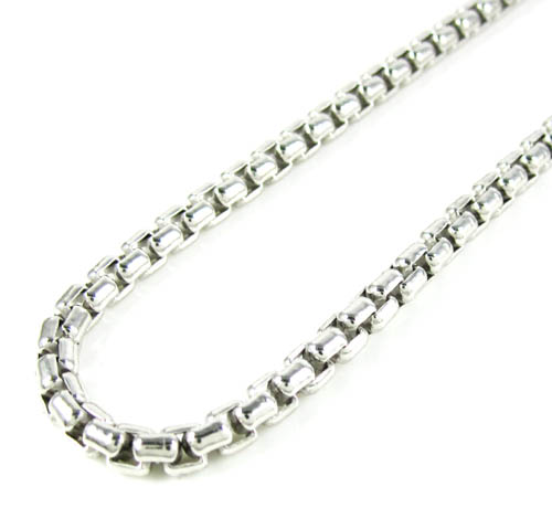 Chain in Silver, 16