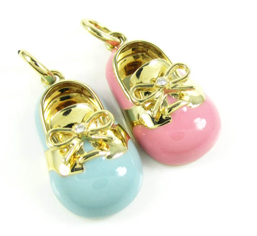 14k yellow gold enamel diamond baby shoe pendant 0.01ct - Image 1