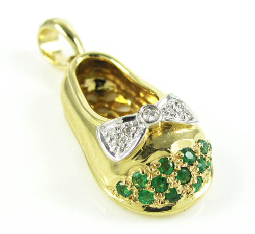 14k yellow gold diamond & green emerald baby shoe pendant 0.17ct