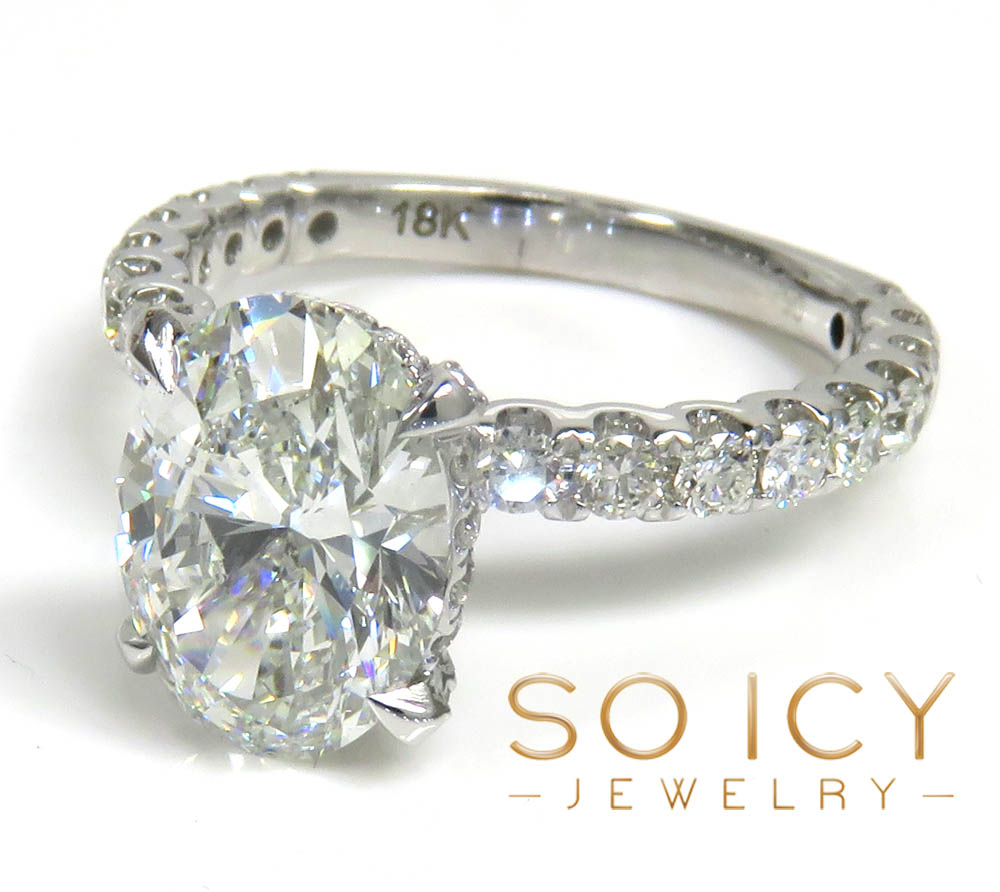 18k White Gold Oval Diamond Engagement Ring - Main Image