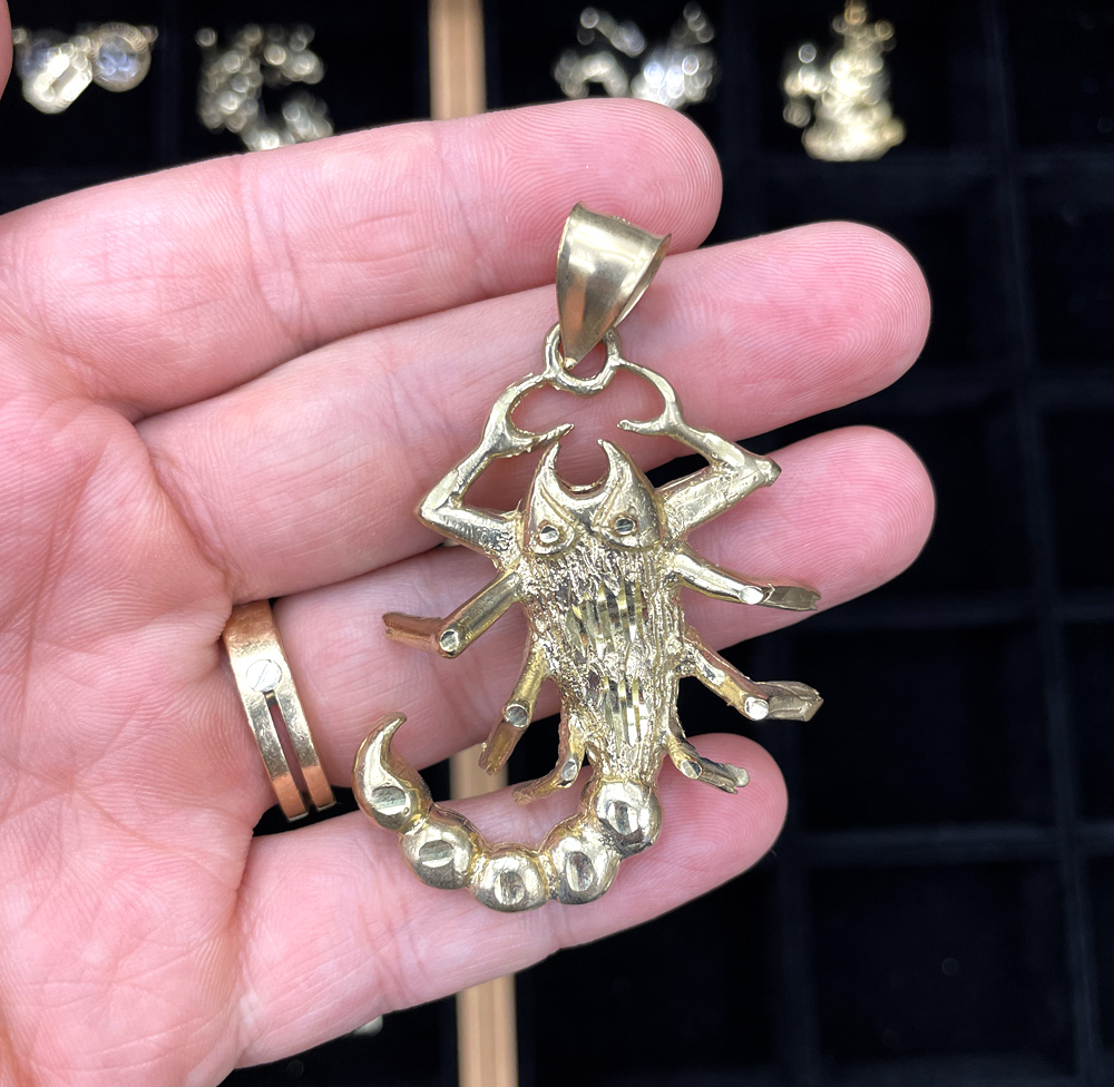 10k gold large scorpion pendant 