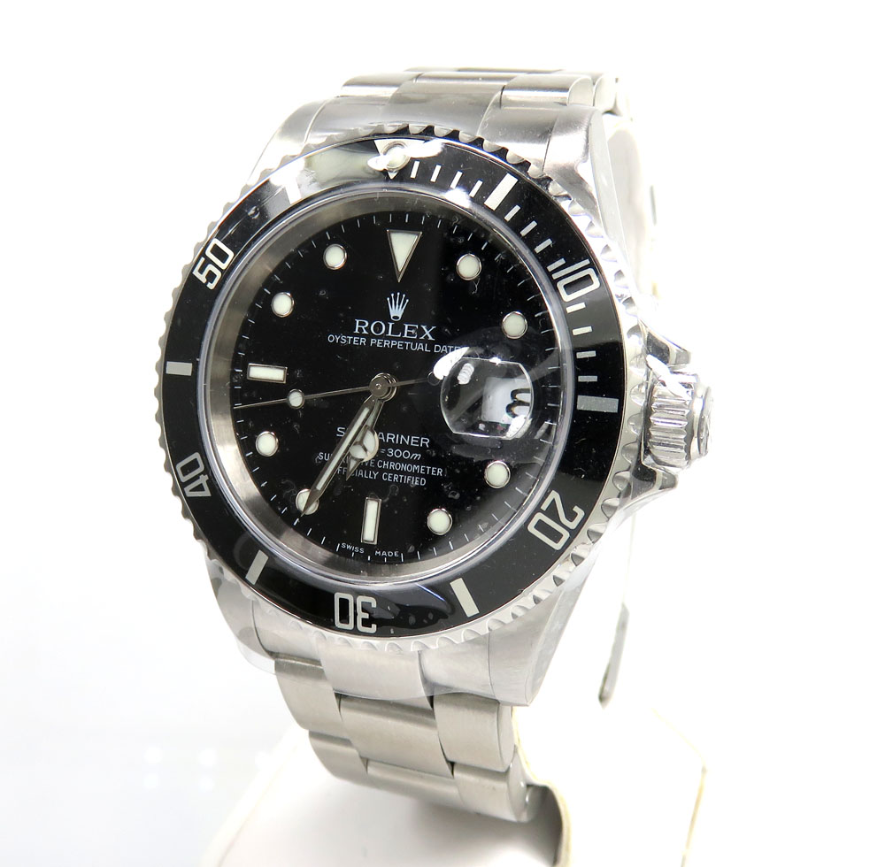 Rolex submariner date black dial 40mm steel watch ref. 16610