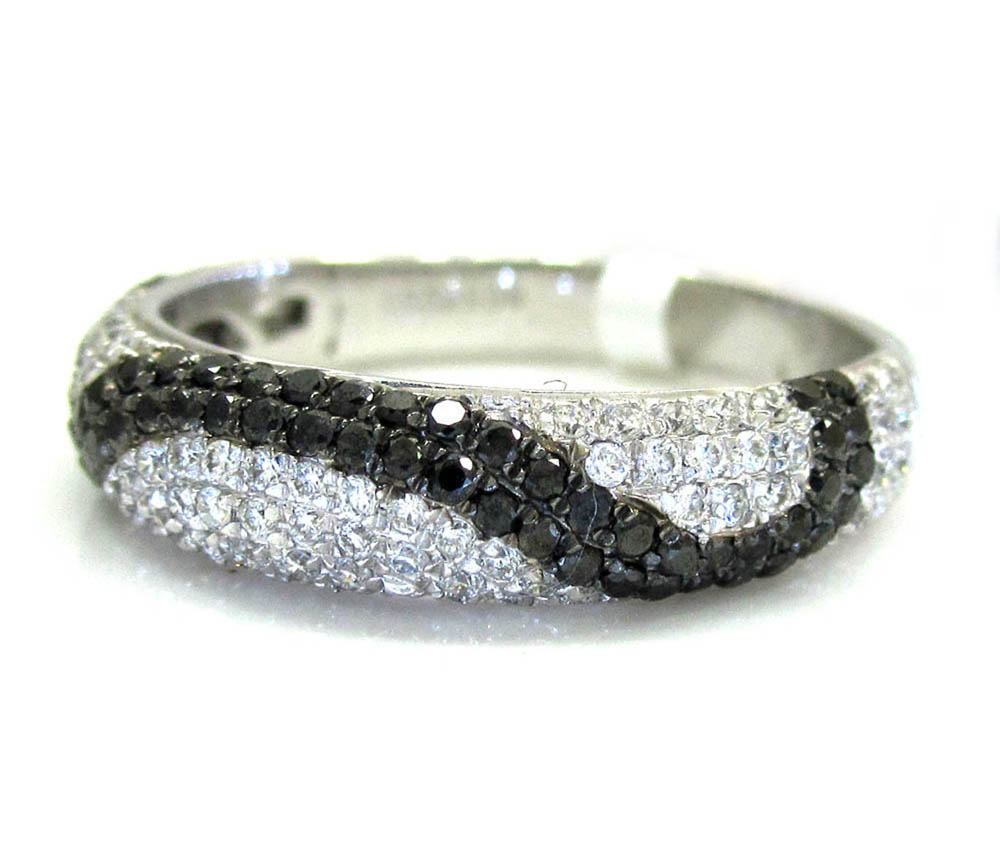 Ladies 14k white gold black & white diamond wave cocktail ring 0.71ct