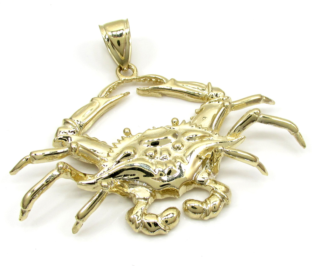 10k yellow gold zodiac cancer crab pendant