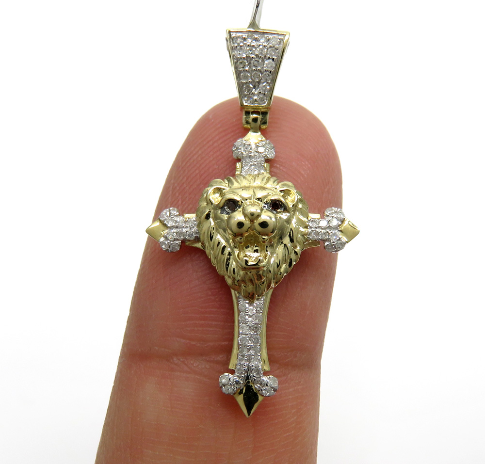 10k yellow gold diamond mini lion head cross pendant 0.22ct