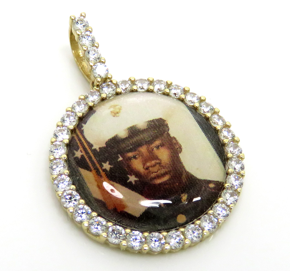 14k yellow gold small cz picture pendant 1.00ct