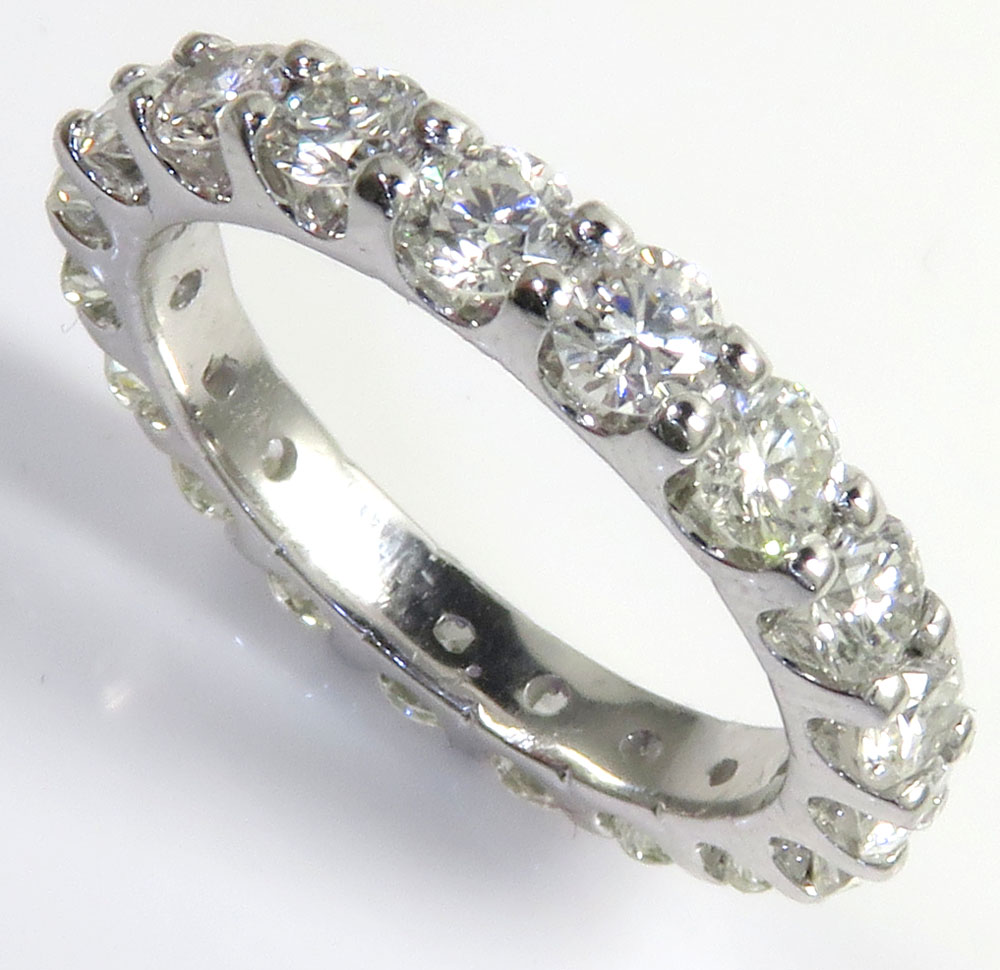 14k white gold 10 pointer eternity diamond wedding band 2.00ct