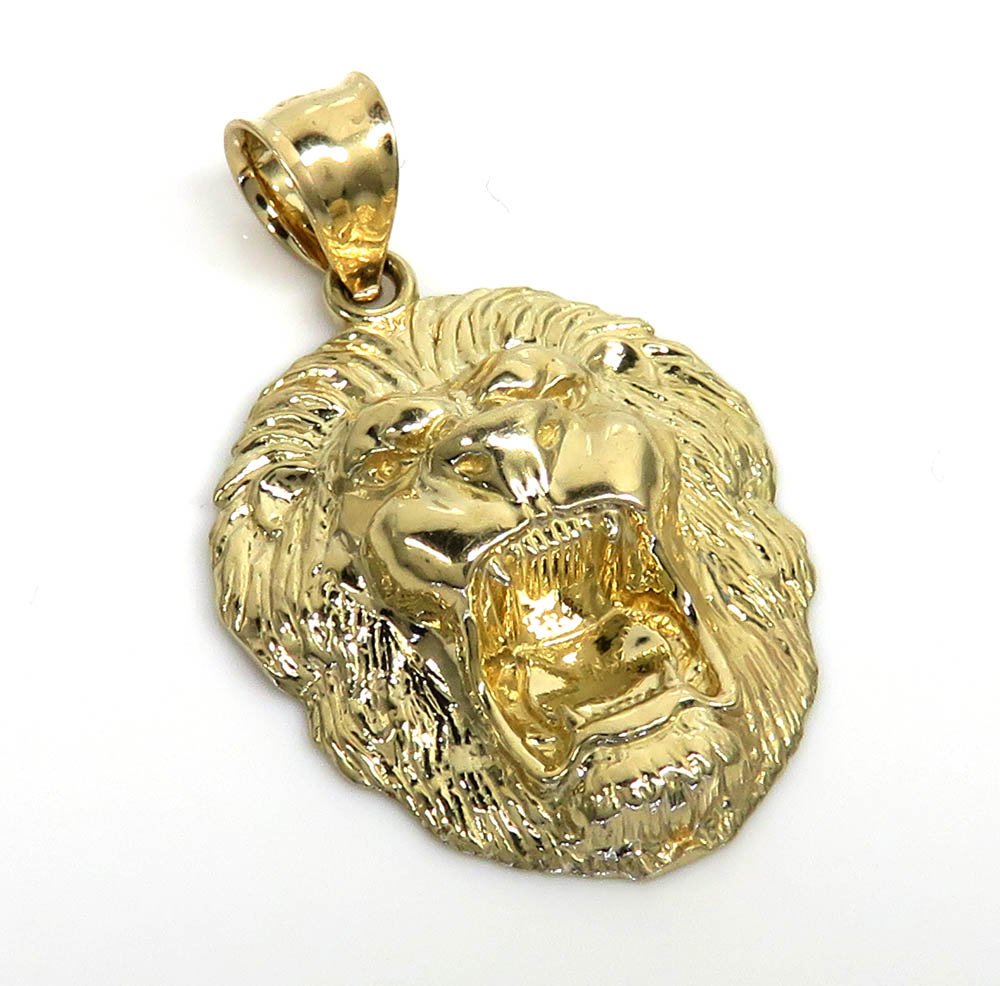 14k yellow gold small 3d lion head pendant